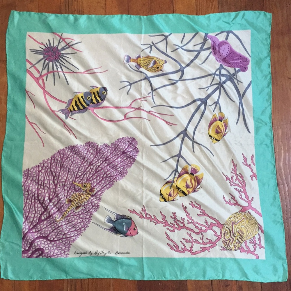 VINTAGE SCARF